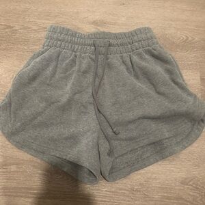 Gray Athletic Shorts with Elastic Waistband and Lightweight Fabric